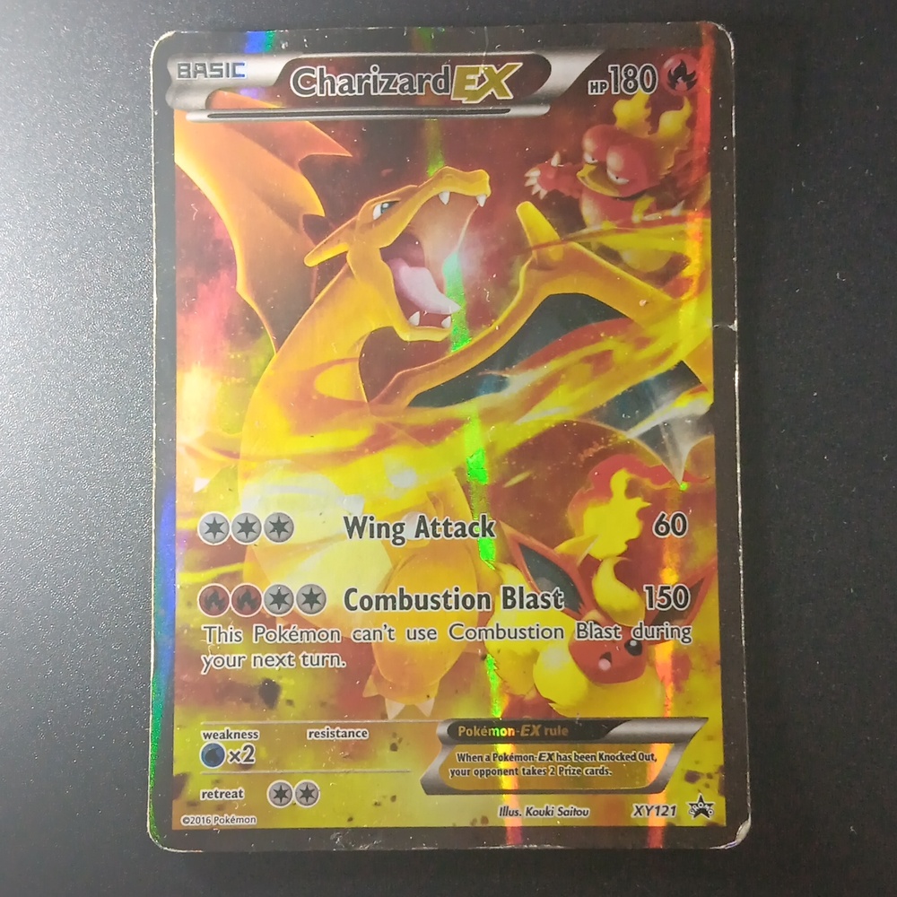 Charizard EX Pokémon Card XY121 - Holo Rare